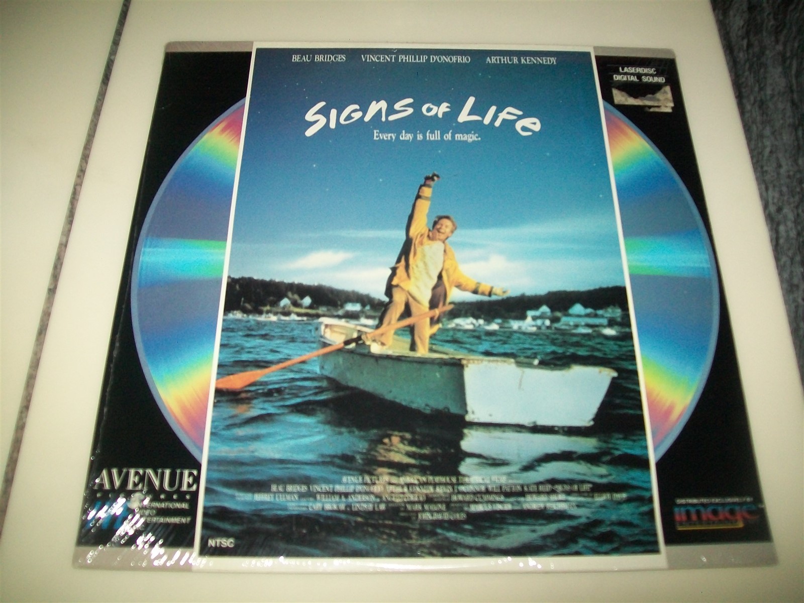 SIGNS OF LIFE Laserdisc LD BRAND NEW SEALED RARE BEAU BRIDGES STARS GREAT FILM