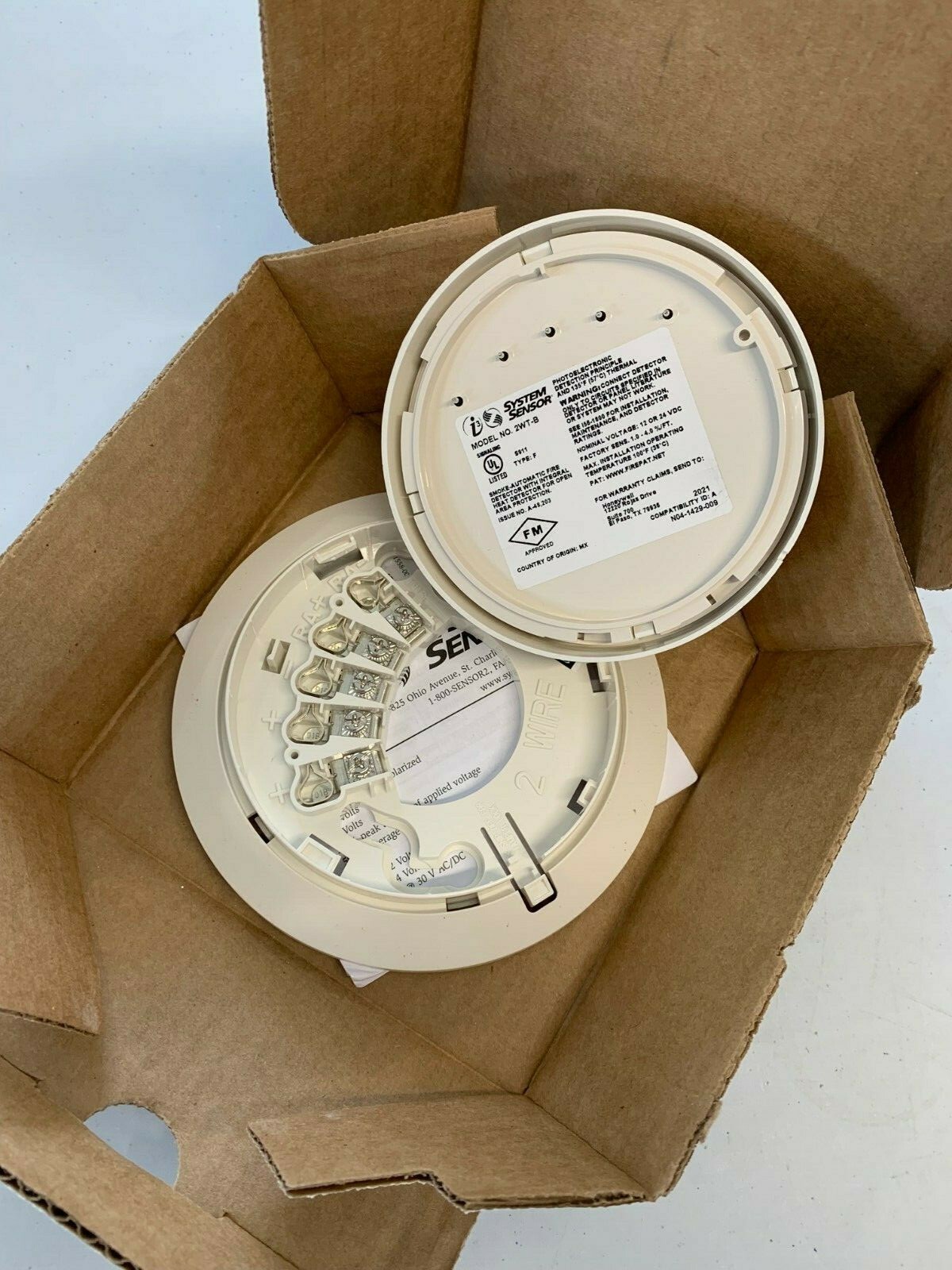 System Sensor 2WT-B i3 Series 2-wire Photoelectric Smoke Detector