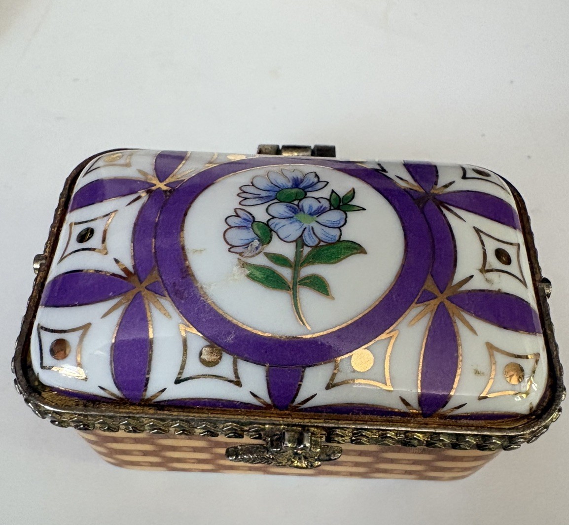 Ceramic Picnic Basket Trinket Box Approximately 2 1/2 Inches Long.