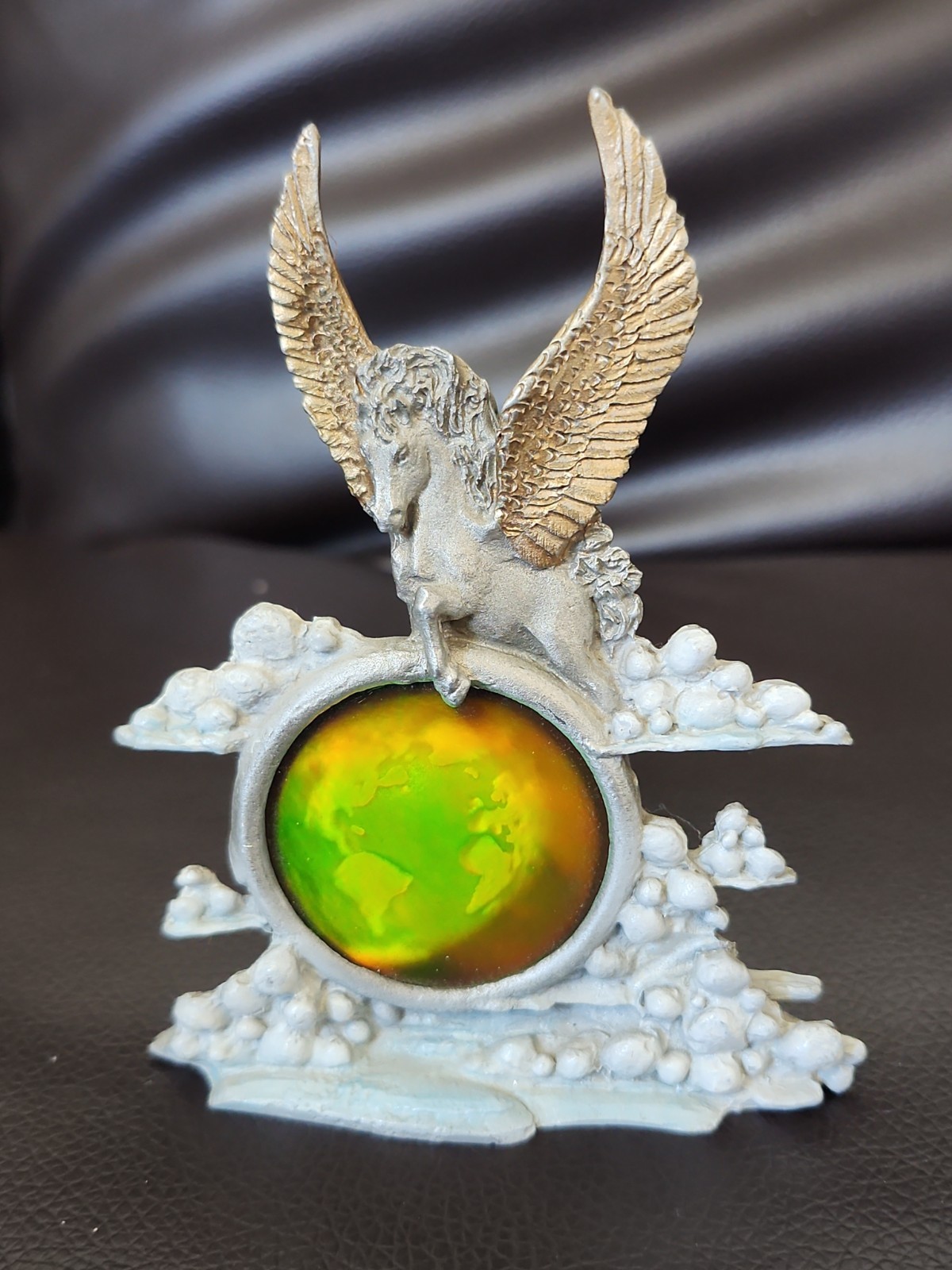 Vintage Greg Neeley signed CCI Pewter Pegasus watch over World Hologram Figurine