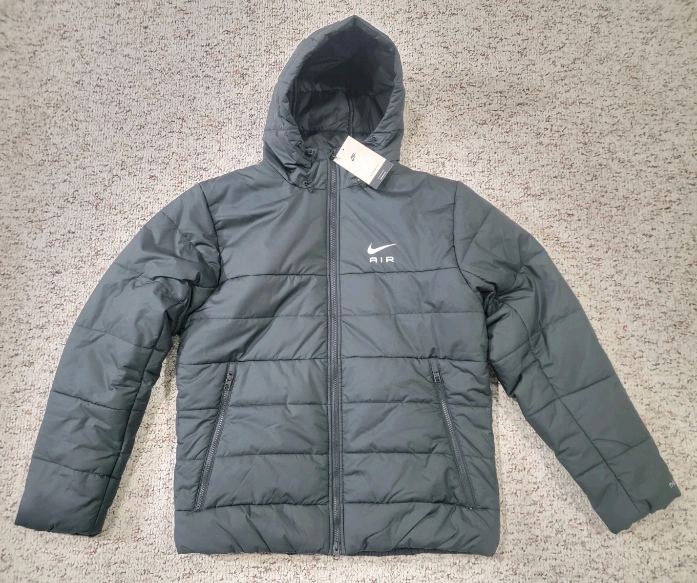 Nike Air Max Therma Fit Puffer Jacket Black FN0251-010 Mens Size Large $165 NWT
