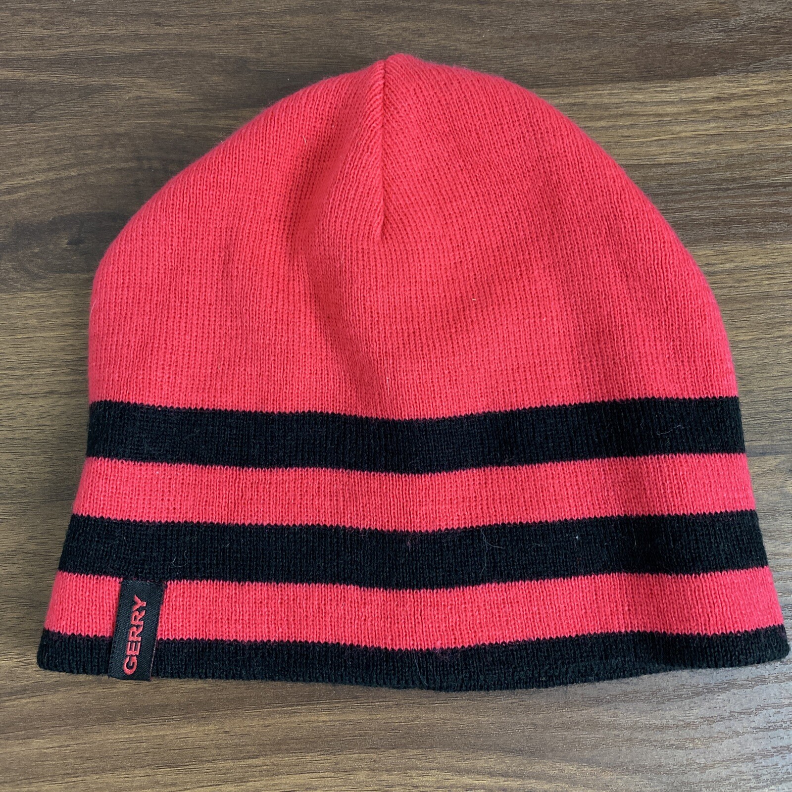 Gerry Reversible OSFM Pink/Salmon Strip & Black Knit Cap Snow Ski Beanie