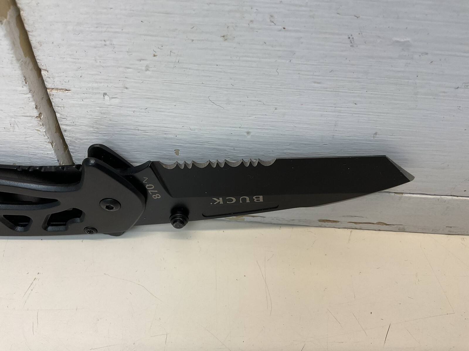 Buck 870 Bones Folding Pocket Knife