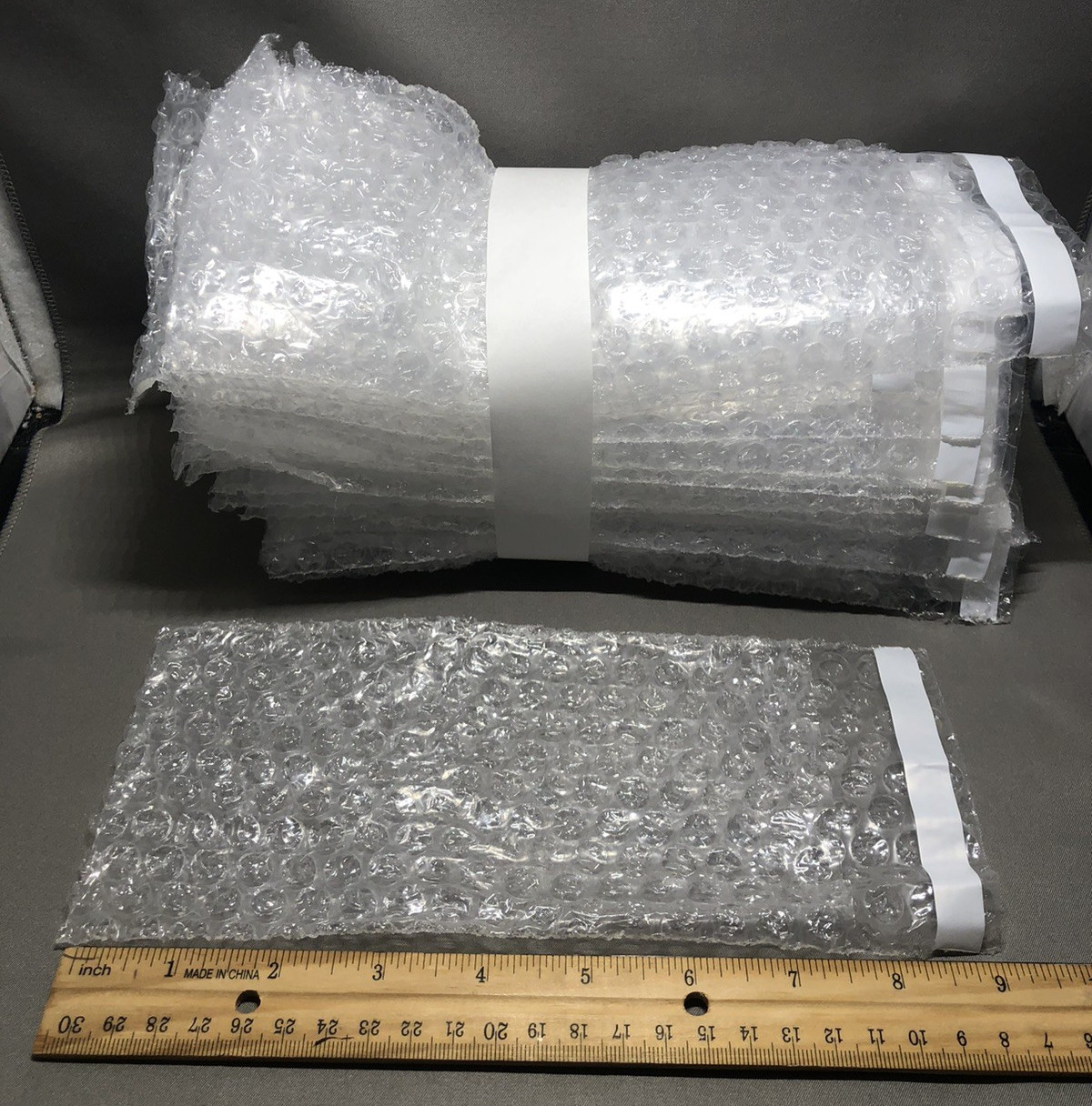 200 count 4'' x7.5'' Protective Bubble Pouch Bags