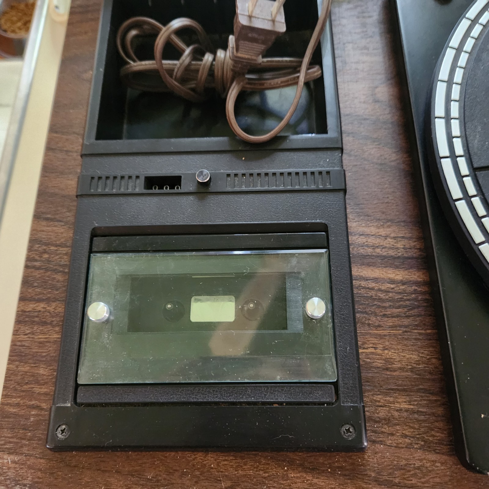 Emerson AM-FM Receiver Stereo 8 Track Player Cassette Player Turntable M-3003