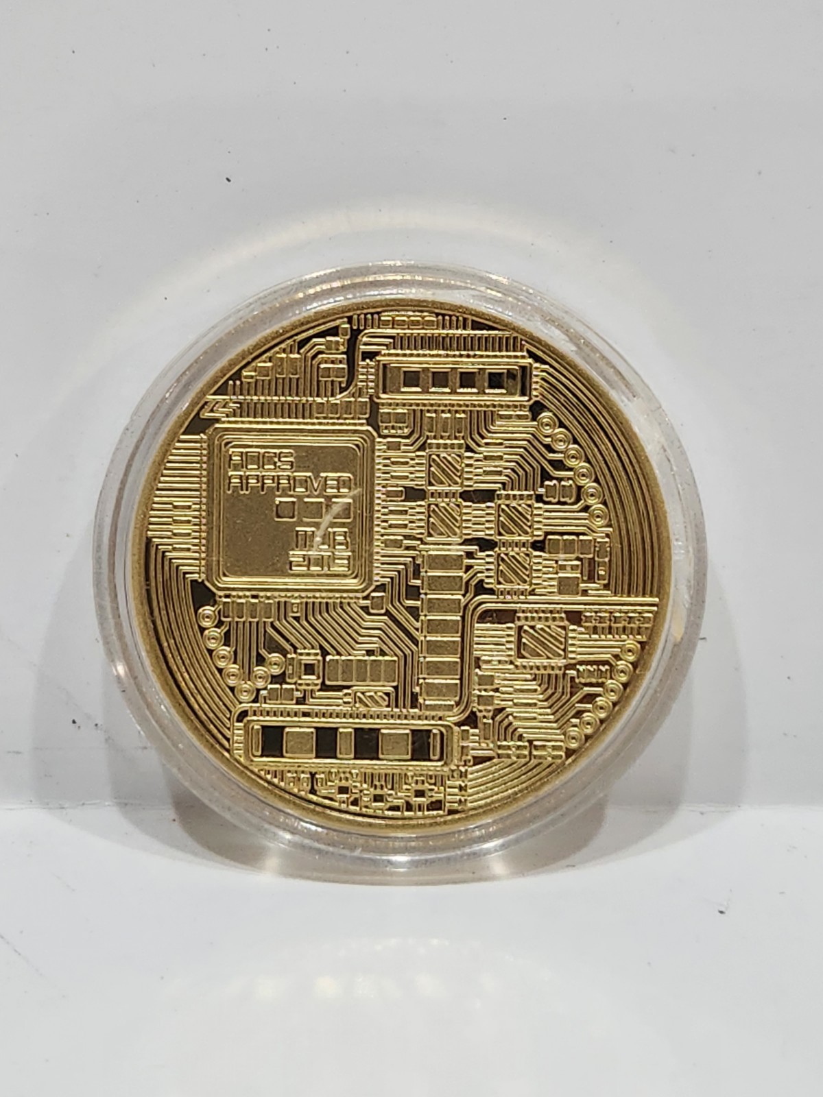 Gold Bitcoin Commemorative Coin Collectible Cryptocurrency Physical Token.