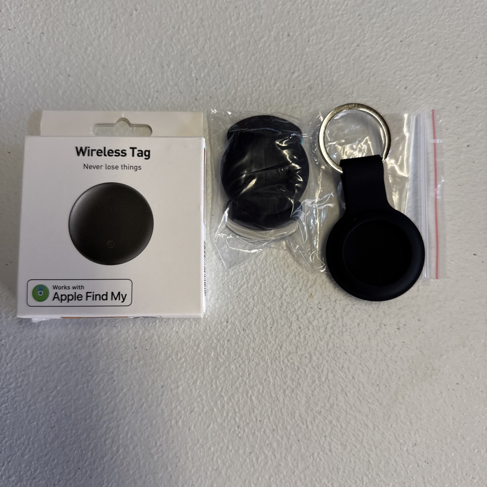 Wireless Air Tag Smart Bluetooth Tracker Works with Apple Find My - NIB Black 1