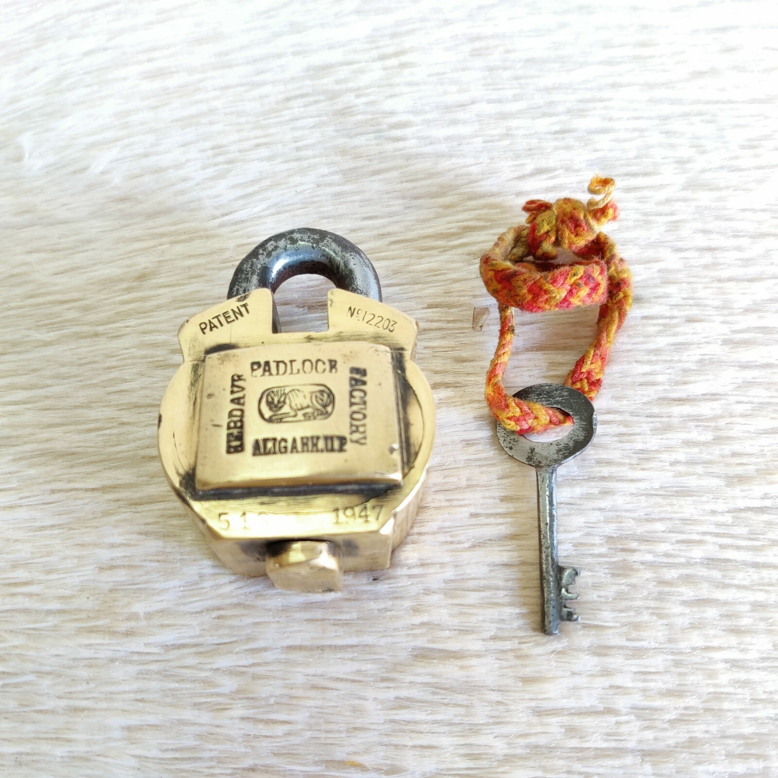 1947 Vintage Patent No 12203 Pot Shape Brass Padlock Decorative Collectible PD47