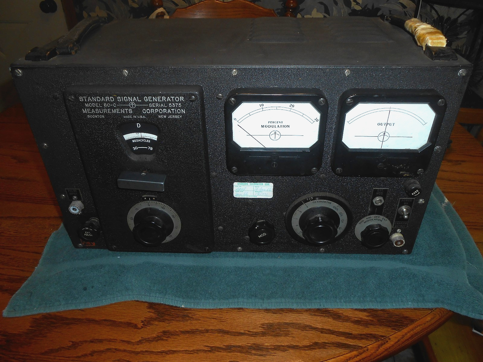 WESTERN ELECTRIC STANDARD SIGNAL GENERATOR Model 80