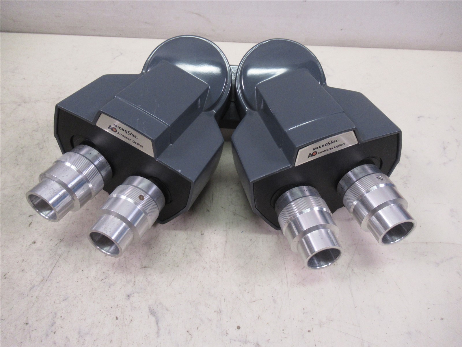 American Optical AO MicroStar Dual Binocular Head Microscope Attachment 110/120