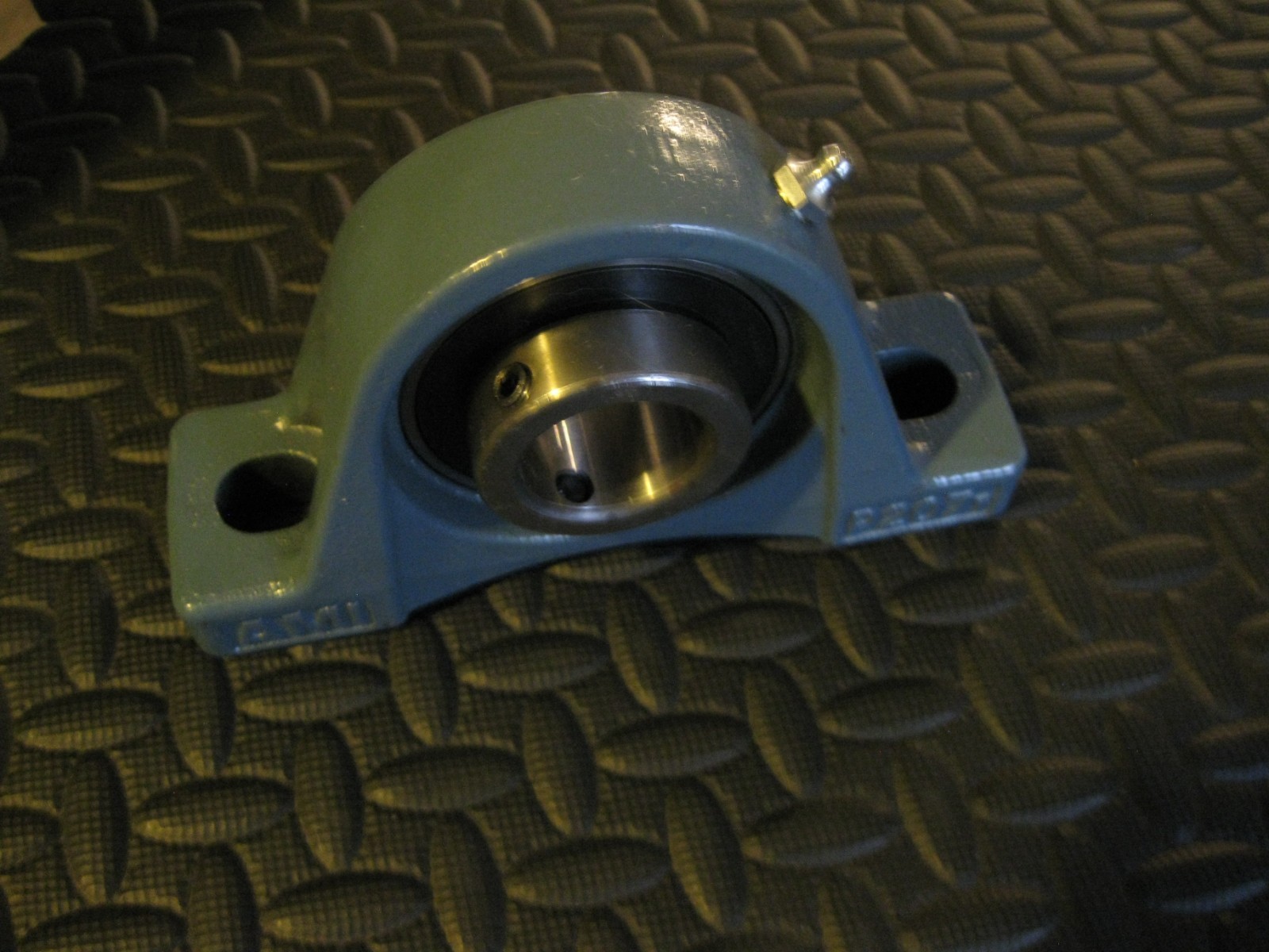 AMI P207 1-1/4 Pillow Block Bearing