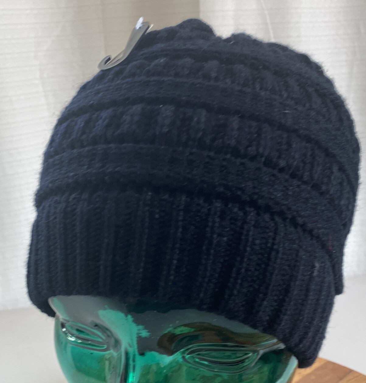 NWT WOMENS TRUE GEAR NORTH KNIT WINTER BEANIE HAT BLACK OSFM NEVER WORN!!   19