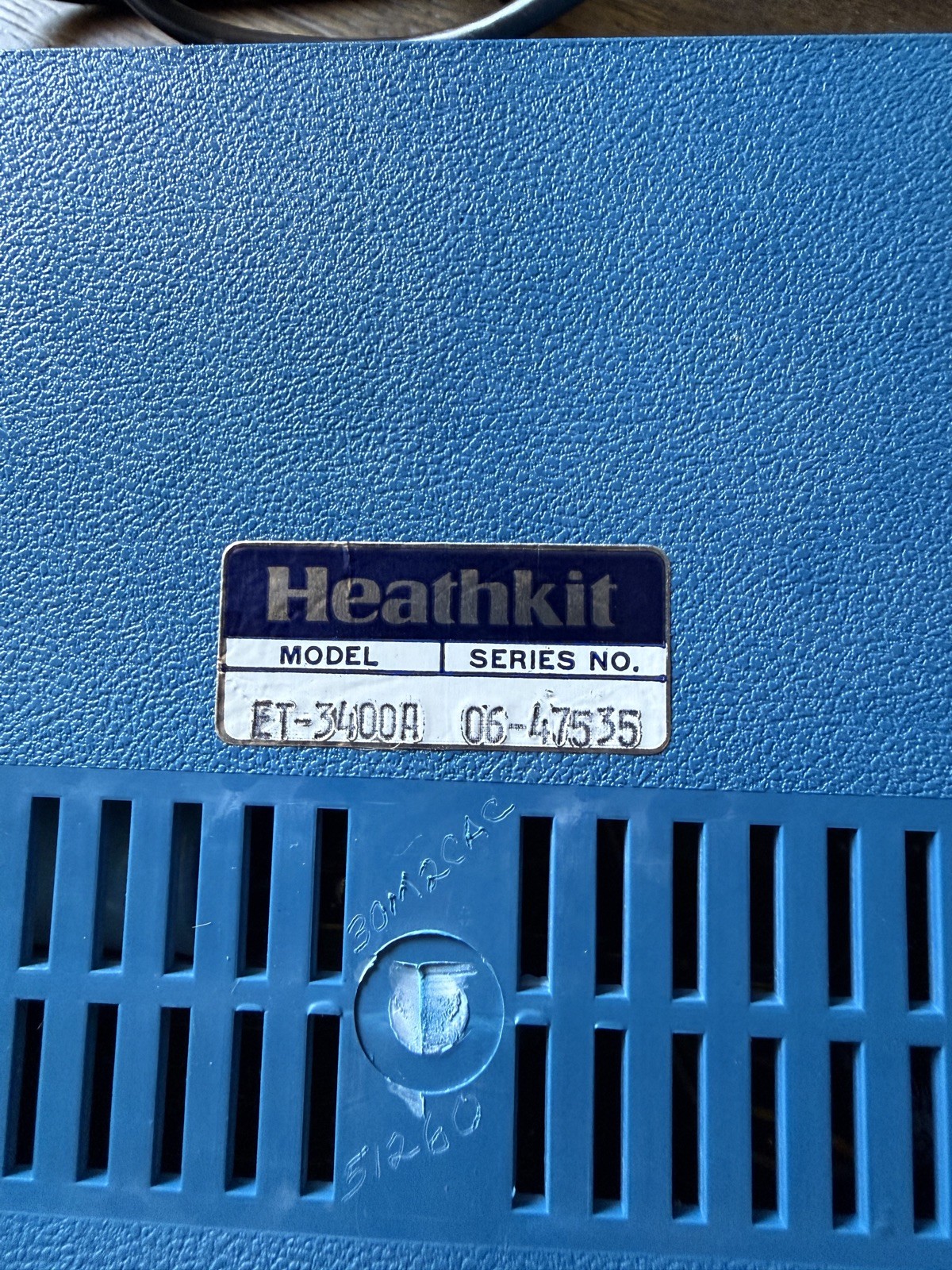 Heathkit Model ET-3400A Micro Computer Learning System. nice, powers on!