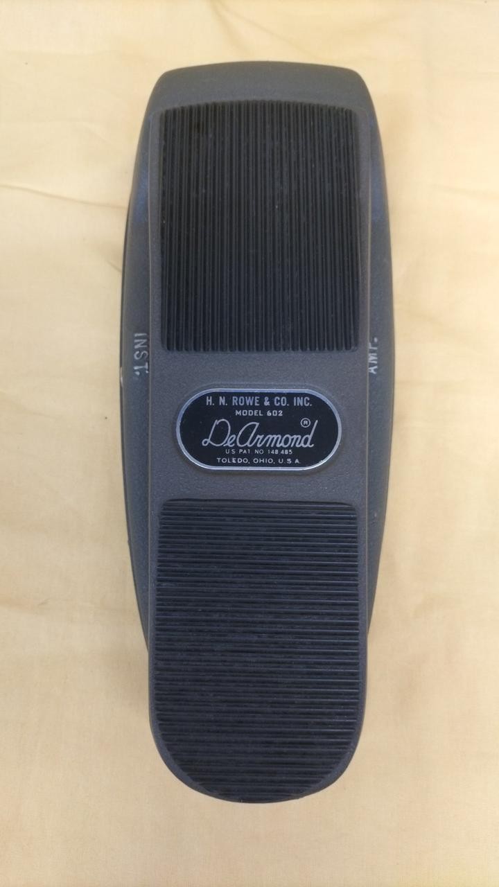 DEARMOND 602 ​​Volume Pedal (Scratches, Dirt, Minor Scratches, Body Only)