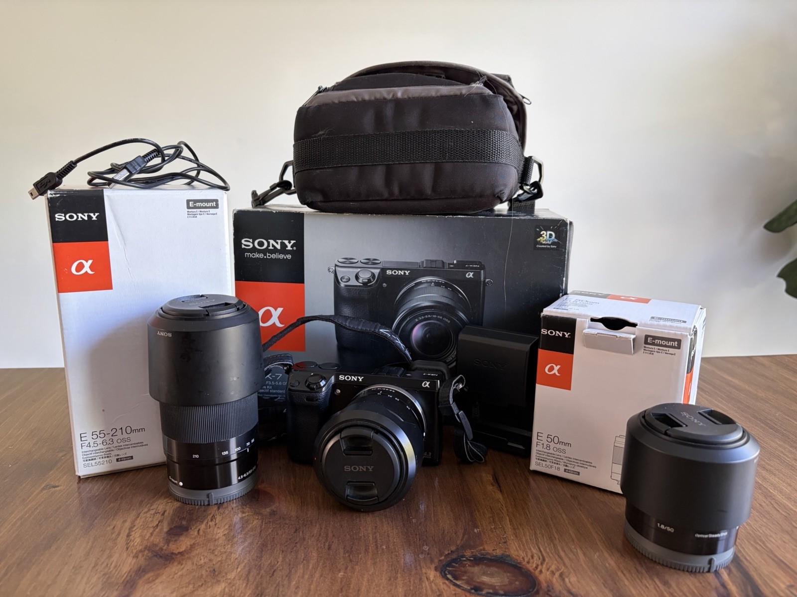 Sony NEX-7 E-Mount Mirrorless Camera Bundle w/ 50mm, 55-210mm lens, & extras