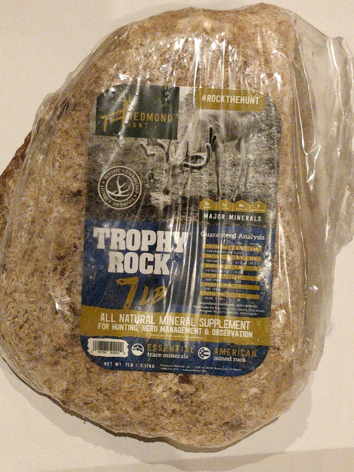 REDMOND HUNT TROPHY ROCK NATURAL MINERAL BLOCK DEER LICK SAFE FOR ALL WILDLIFE