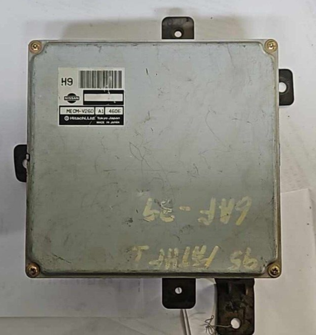 MECM-V260 Nissan Pathfinder 1995 ecm ecu computer