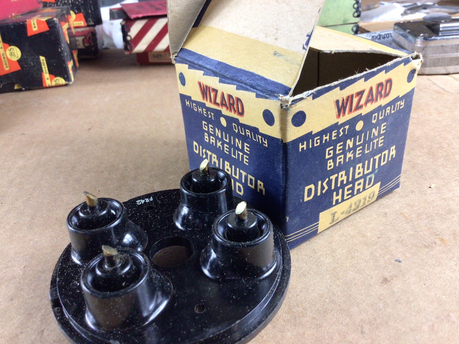Wizard Distributor Head L-4219 Bakelite, New, This Sale Is for One Unit