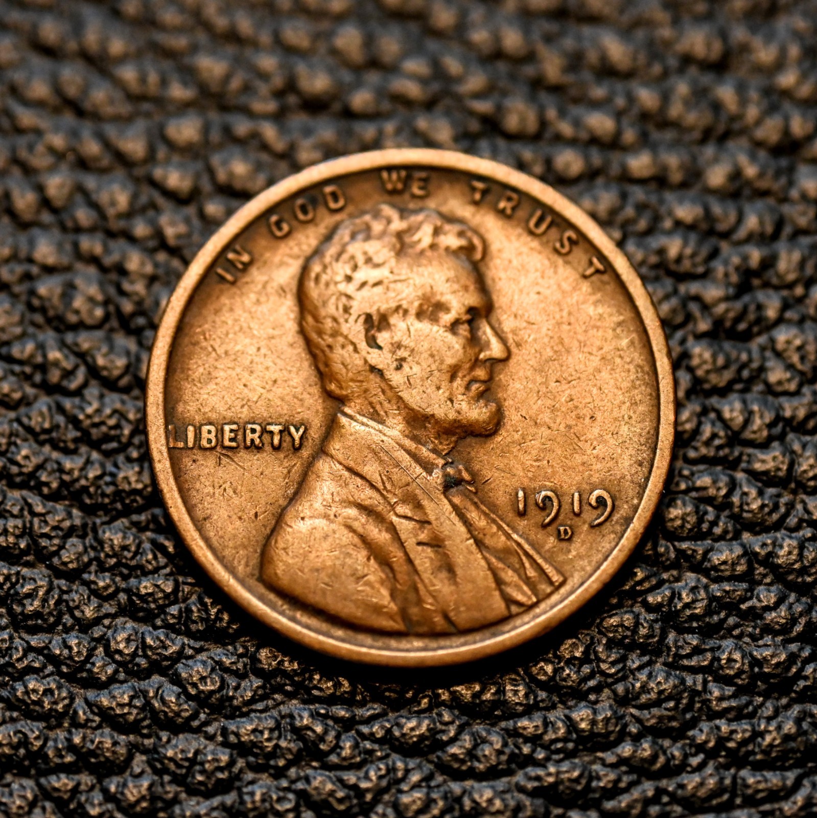 1919-D Lincoln Cent ~ VERY FINE (VF) Condition ~ COMBINED SHIPPING!