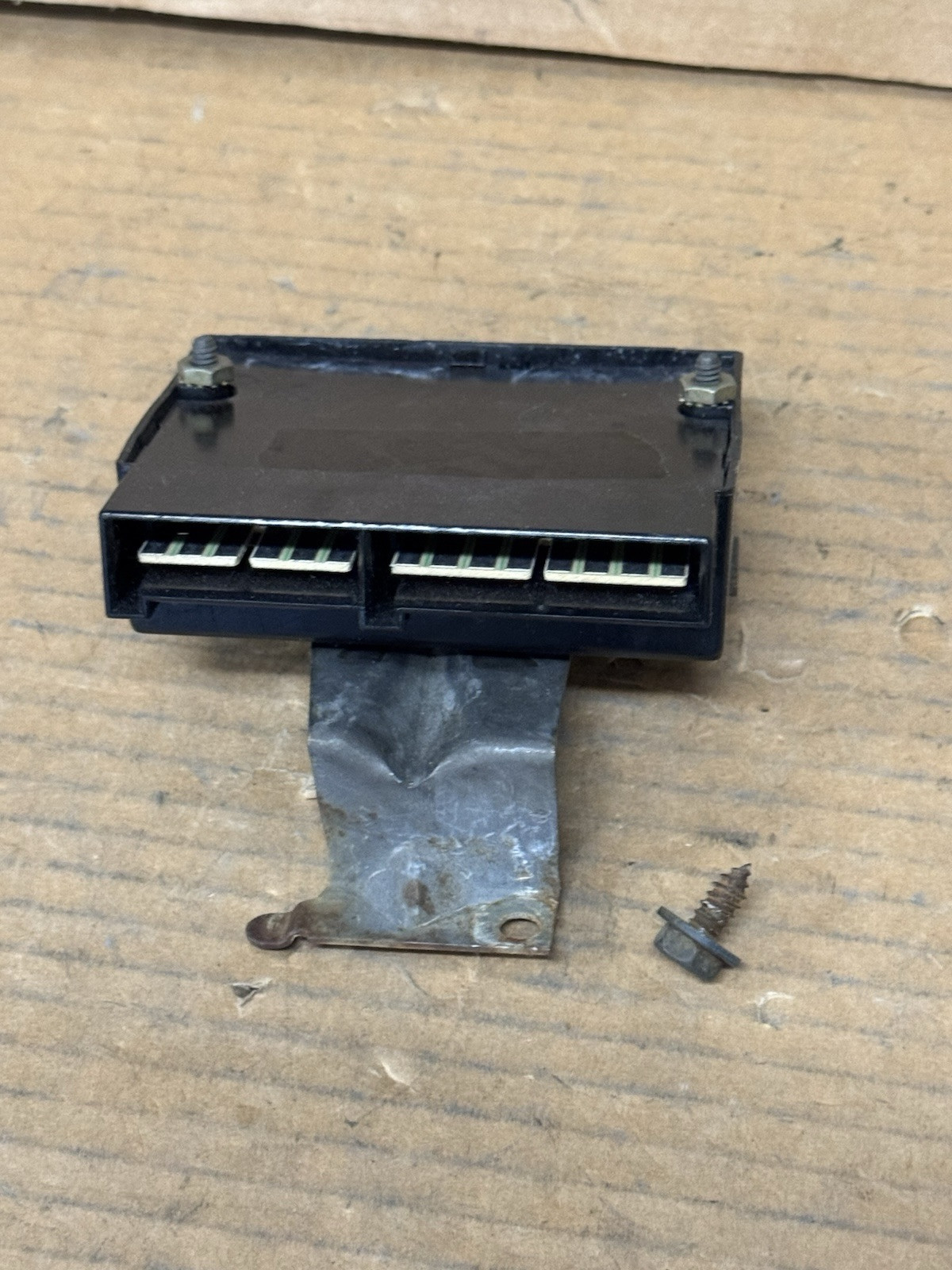 87-93 Ford Mustang Cruise Control Module Amplifier w/ Bracket Factory OEM