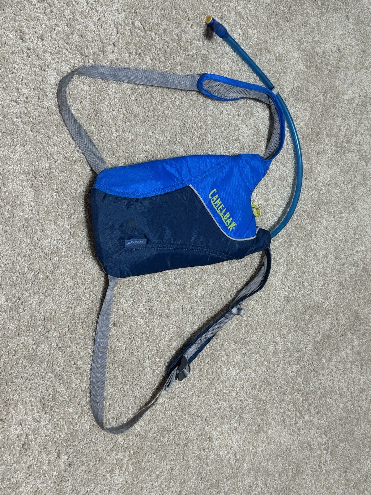 Camel Back Hydration Water Pack 2L Blue And Green