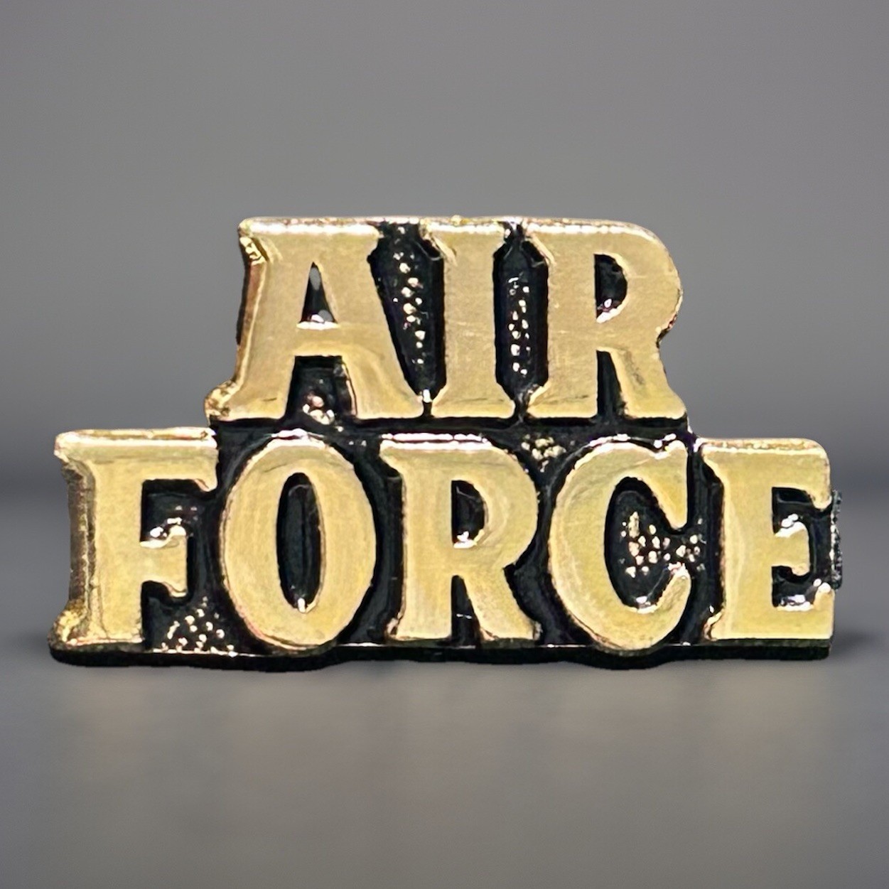 US AIR FORCE USAF TEXT HAT PIN