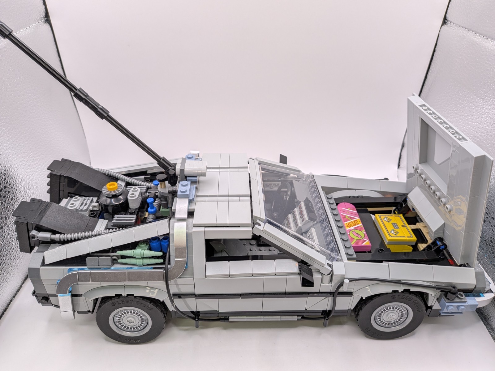 LEGO Icons: Back to the Future Time Machine (10300) - Incomplete Please Read
