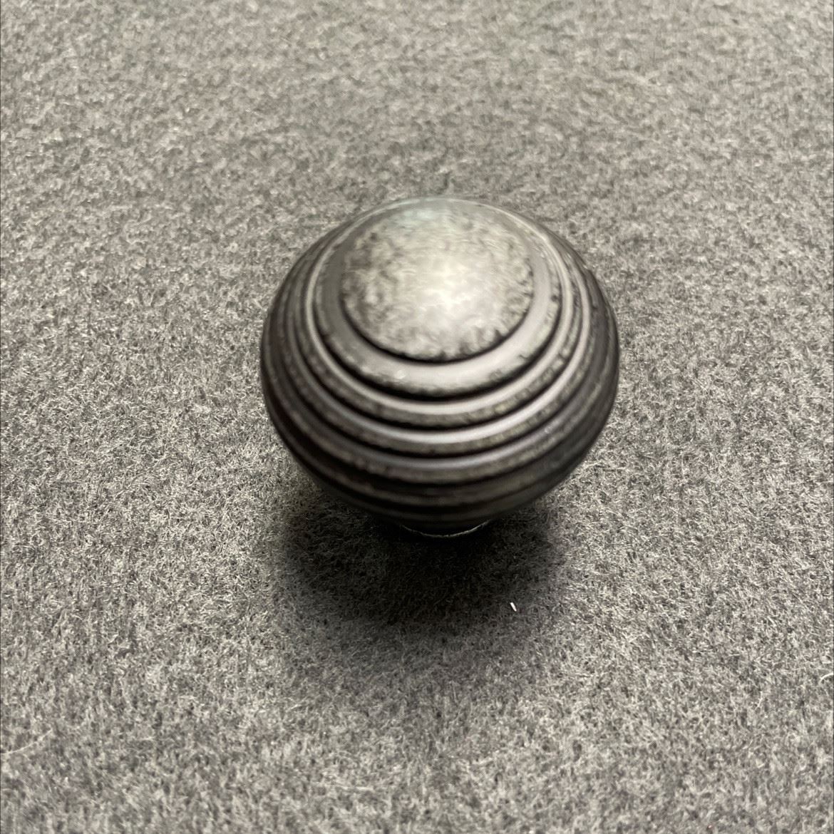 1-1/4" Knob with Ribbed Design Antique Silver
