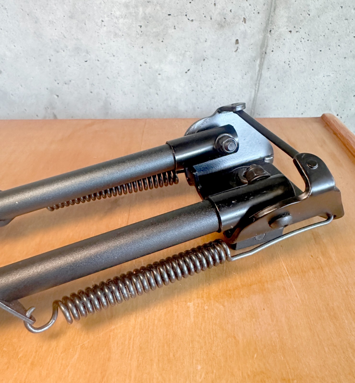 UTG Tactical OP Bipod TL-BP88 - Picatinny & Swivel Stud Mount Bipod