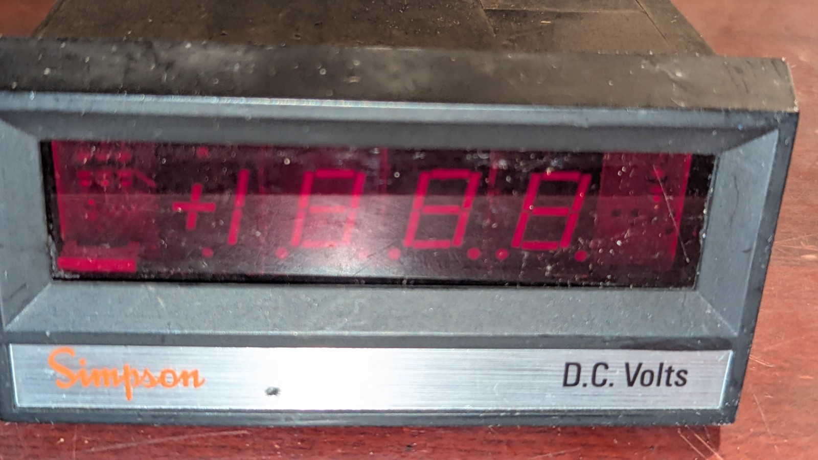 Simpson Digital Panel Meter 24122 / 2853 200 Dc Volts