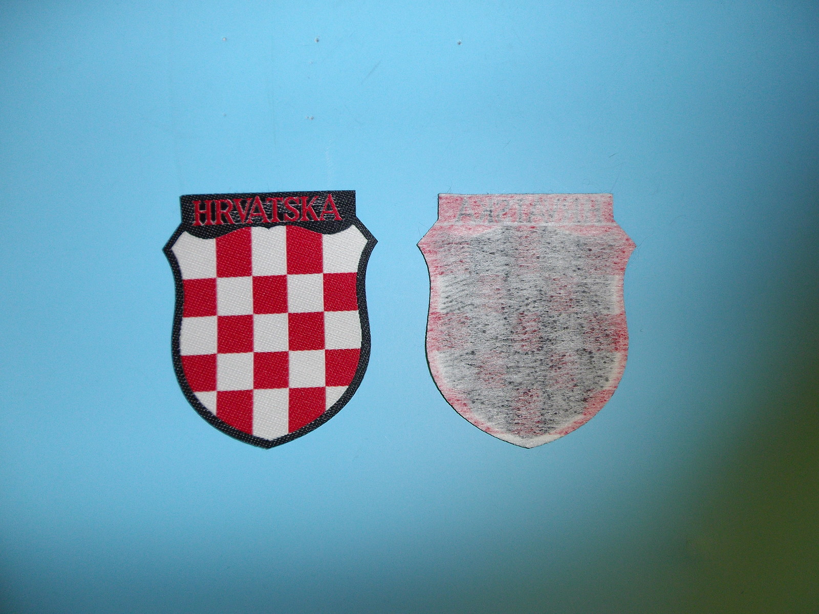 b1306 WW 2 Croatia Kroatien Hrvatska sleeve shield german Croatian version R18E