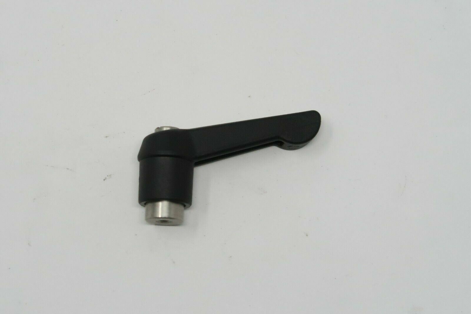 1 pcs MONROE ENGINEERING MA-68000, #1 Blank, Female Insert, Adjustable Handle