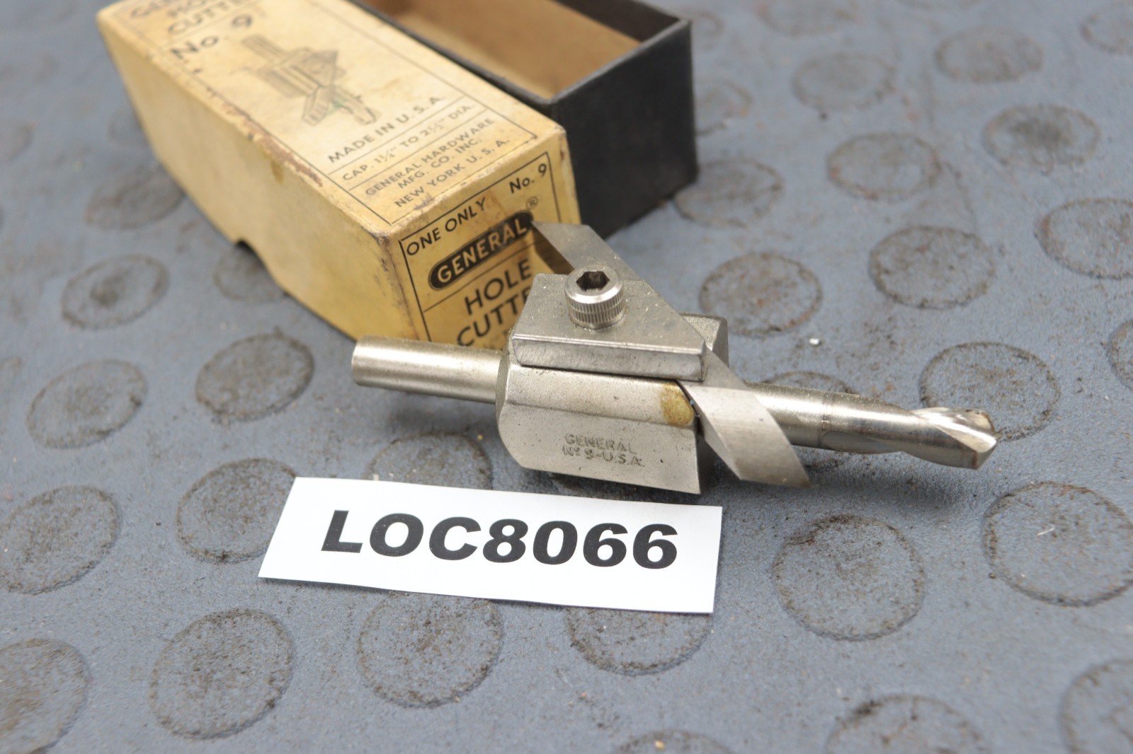VINTAGE GENERAL HOLE CUTTER No.9 CAP 1-1/4 TO 2-1/2'' LOC8066