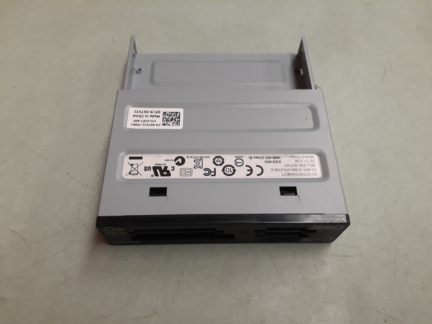 Dell 0G7V21 19-in-1 Multi Media & Flash Card Reader DVD-RW R-680-070-215A-2