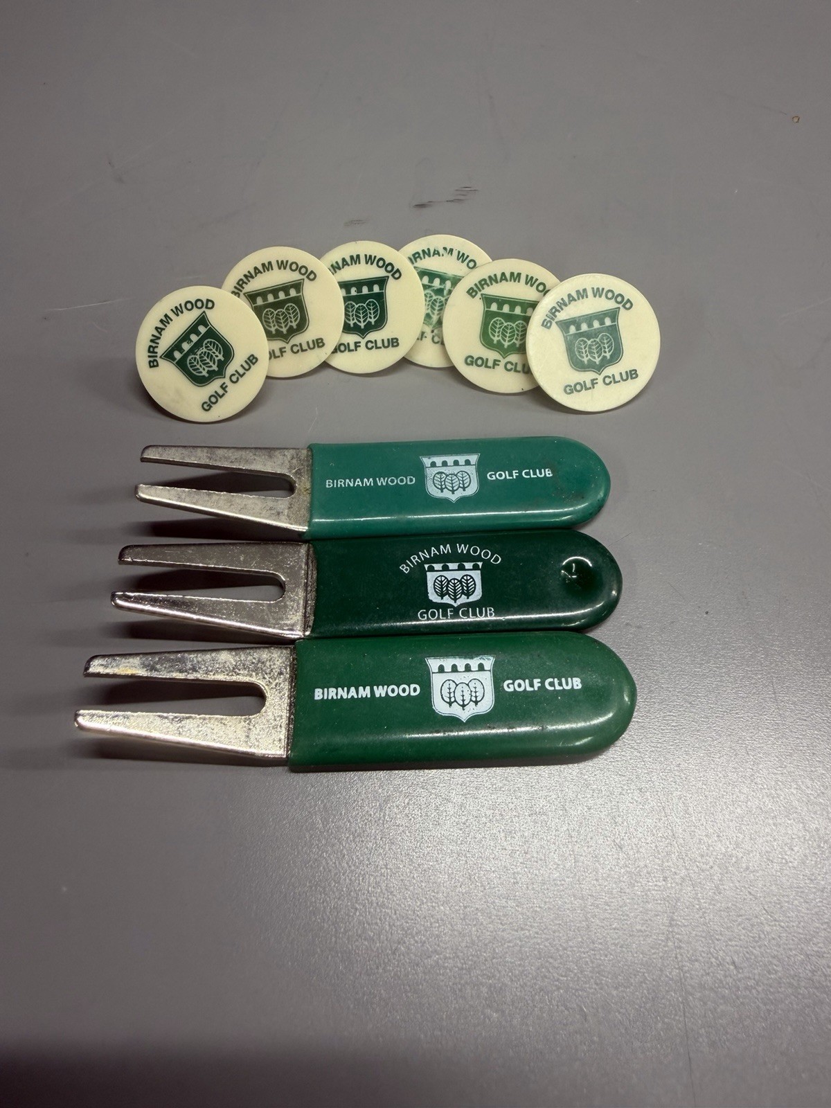 Birnam Wood Golf Club Divot Tool and Ball Marker Lot (8 Pc)  Montecito CA