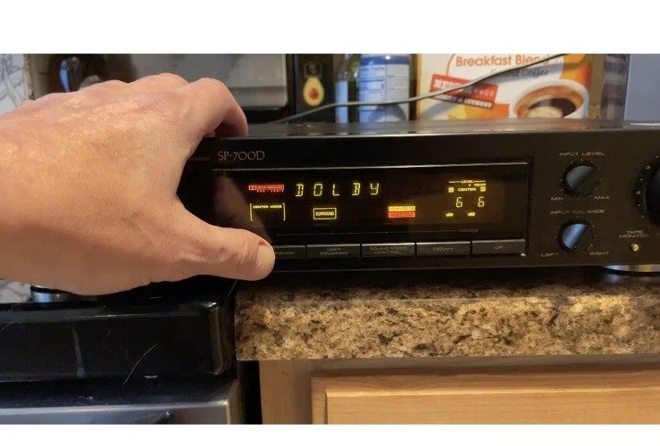 Pioneer SP-700D dolby pro logic sound processor, verified works, check the pics.