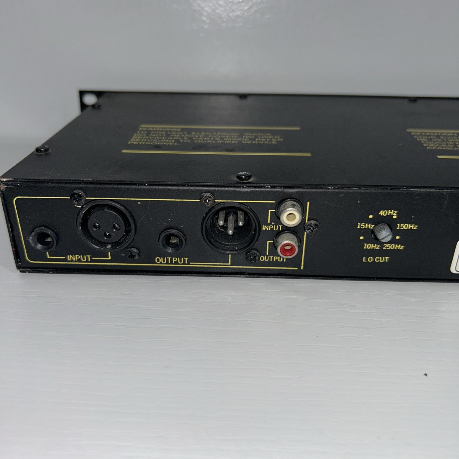 EUC AB INTERNATIONAL MODEL 131 RACK GRAPHIC EQUALIZER, READ