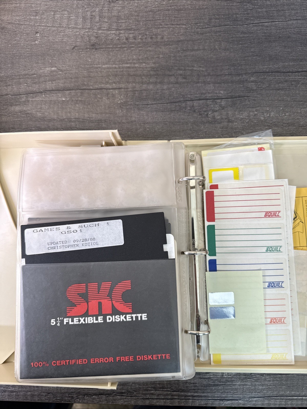Commodore 64/128 5.25" Floppy Disk Archive (15 Disks) in Safekeeper Binder As Is