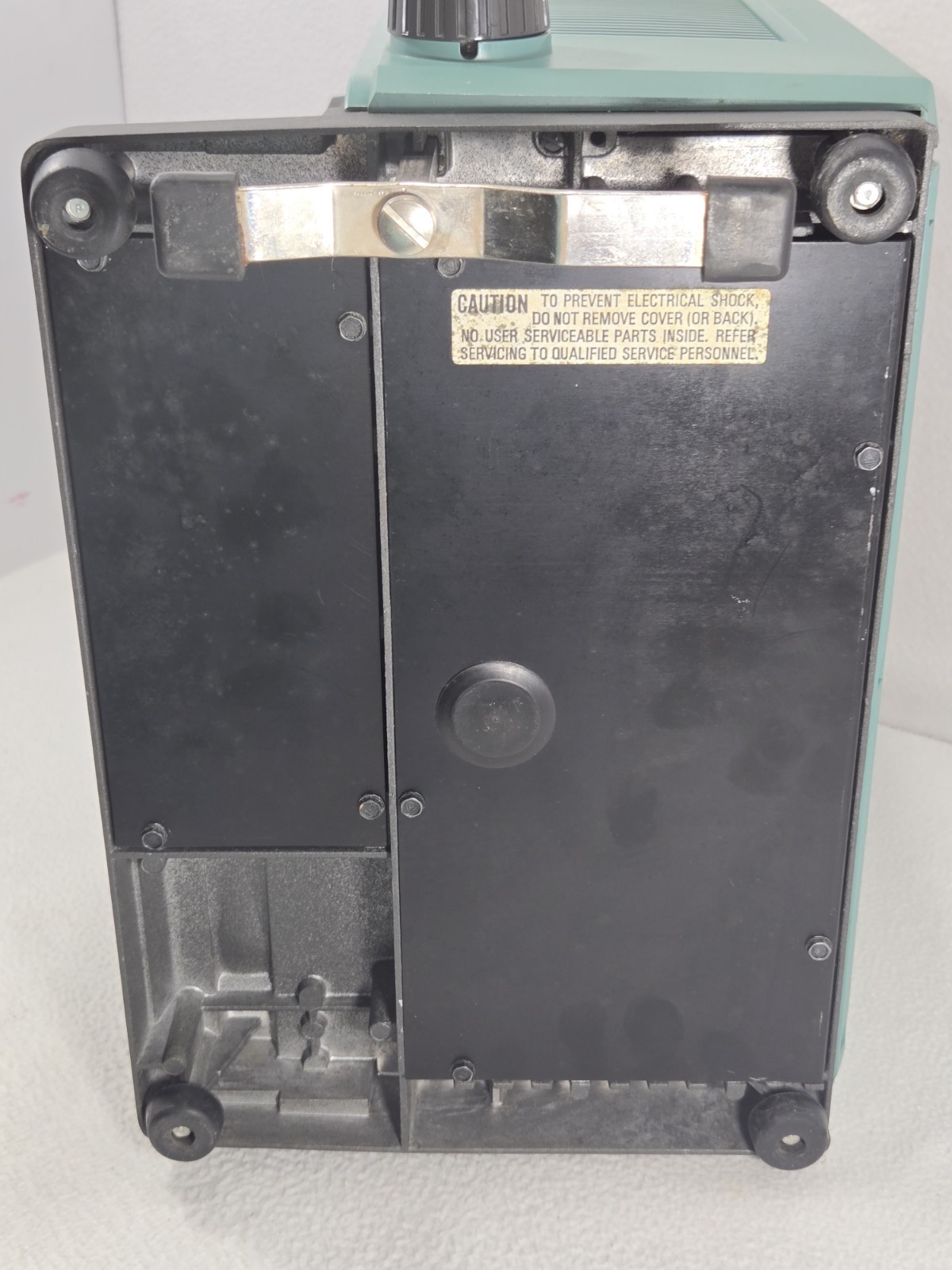 Bell & Howell 1585 C Filmosound 16mm Sound Auto Load Desktop Projector Green