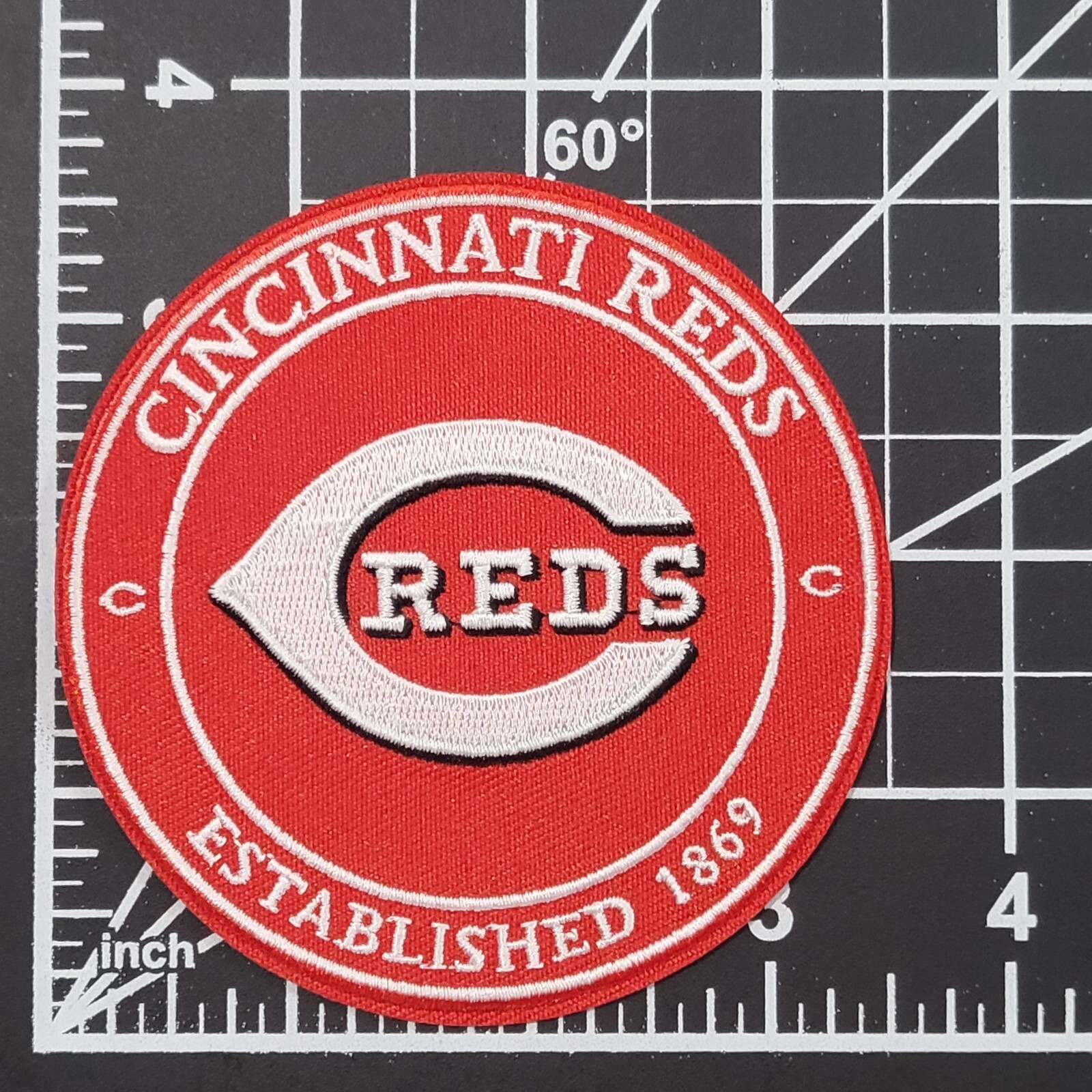 Cincinnati Reds 3.5" Round Iron /Sew On Embroidered Patch~ Free Tracking~