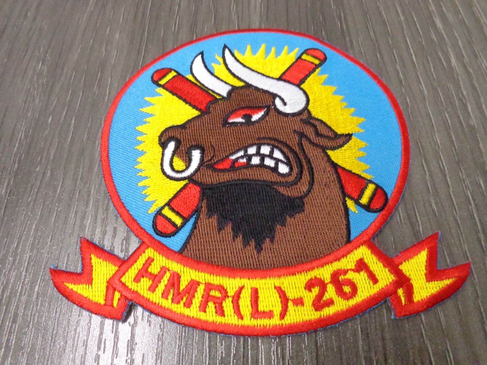 US Marine Medium Helicopter Squadron HMR(L) -261 RAGING BULLS COLOR BLUE PATCH