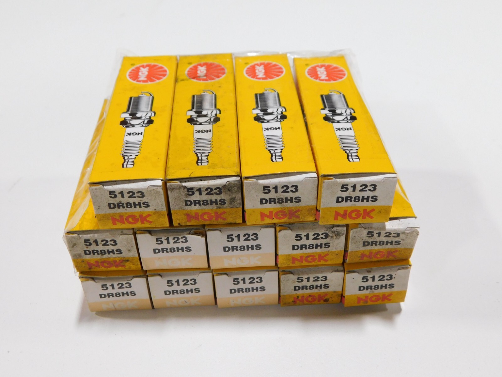 S26T1 5123 DR8HS 14 NGK Spark Plugs CF