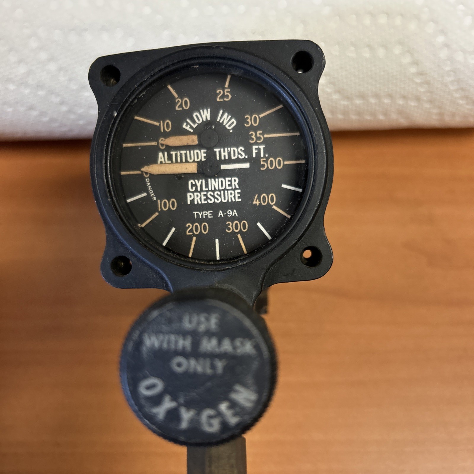Bendix Oxygen Flow Regulator Type A-9A