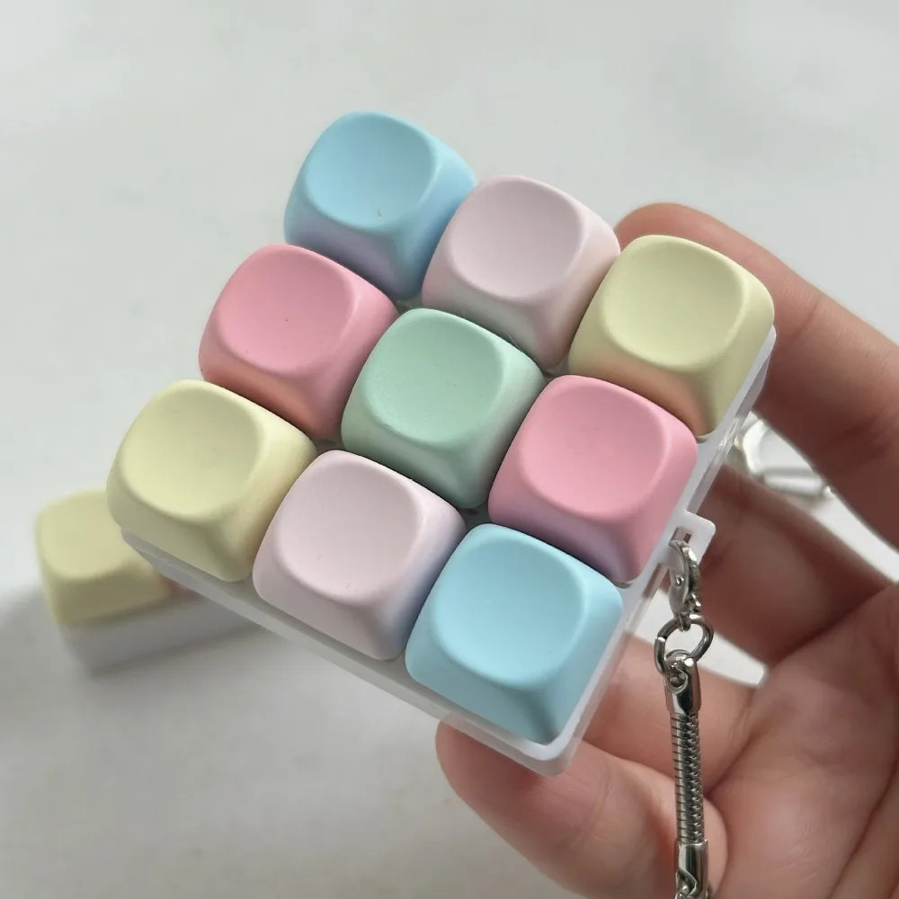 Relaxing 4/9 Keys Finger Keyboard Keycap Key Button Decompression Toy Stress