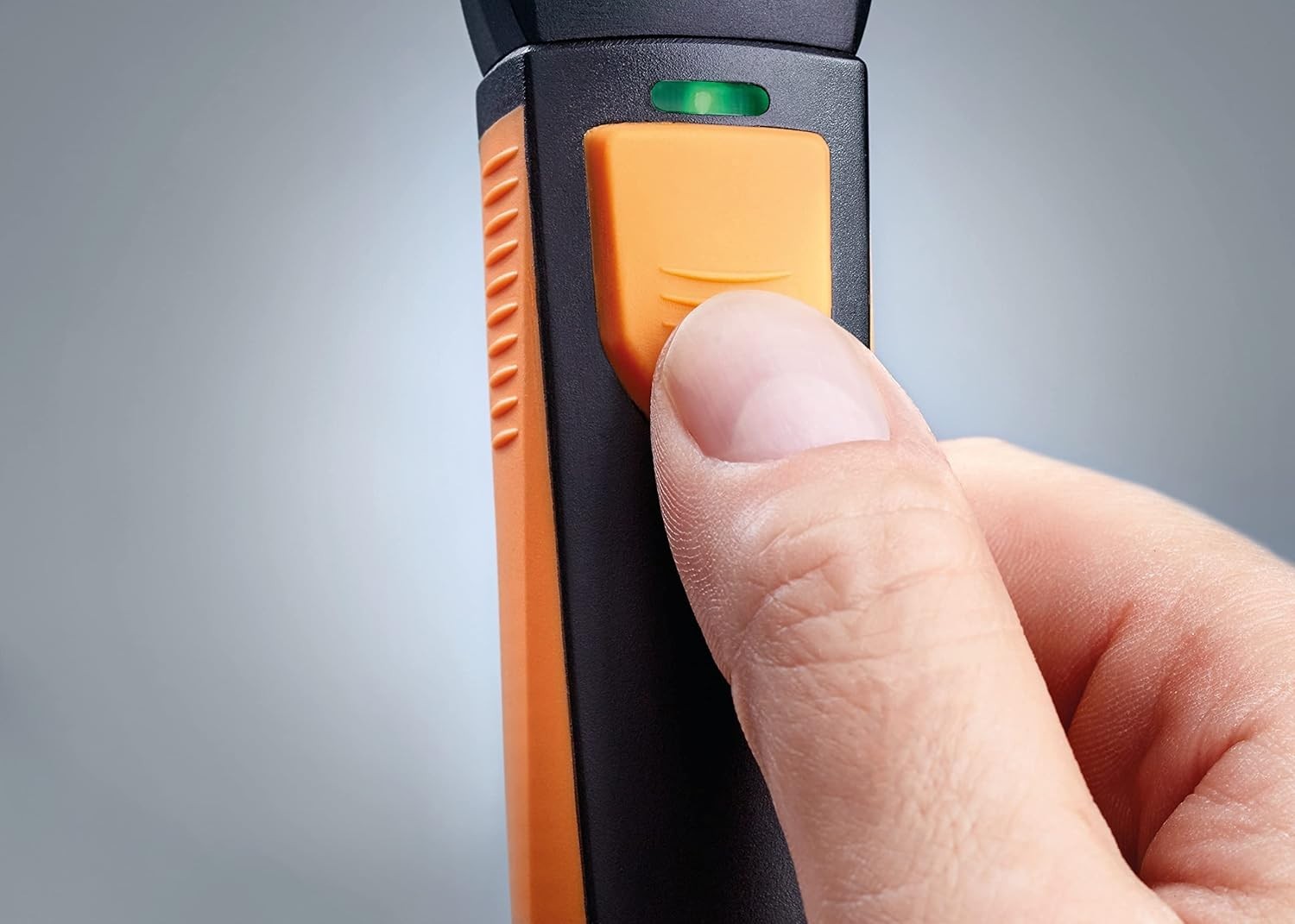 Precision 405i Airflow Anemometer – Bluetooth Enabled for Easy Tracking