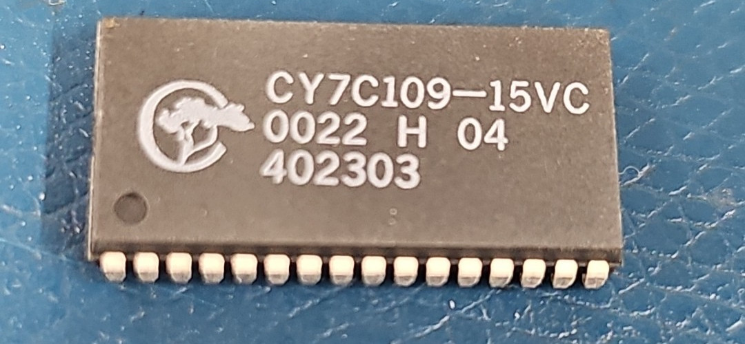 CY7C109-15VC CYPRESS Standard SRAM, 128KX8, 15ns, CMOS, SOJ-32 *OBS*
