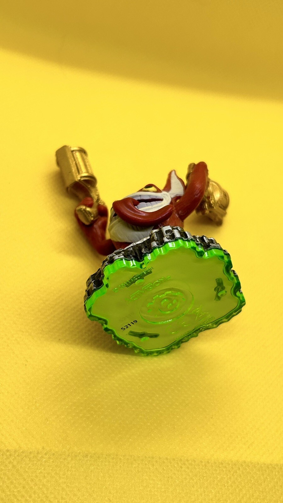 TRIGGER HAPPY Skylanders Activision Spyro's Adventure Figure Green Base 2011