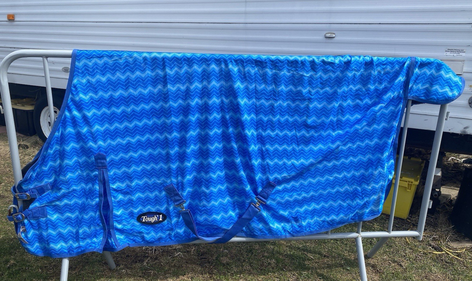 81"  Tough 1 blue chevron mesh horse fly sheet