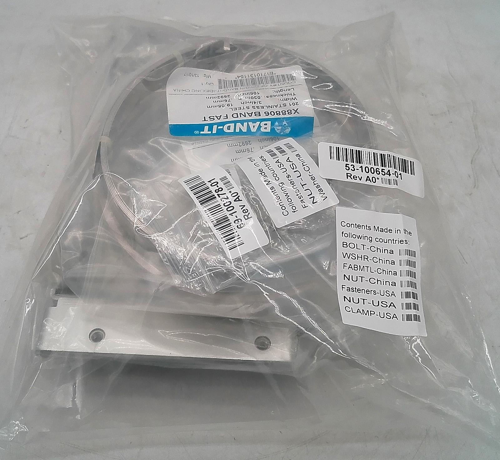 NEW CISCO IW3700 SERIES UNIVERSAL POLE MOUNT KIT AIR-ACCPMK3700-2= 53-100654-01