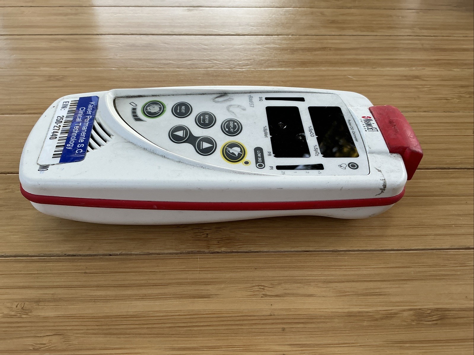 Masimo SET Rainbow MX-51 Pulse CO-Oximeter Mx-51